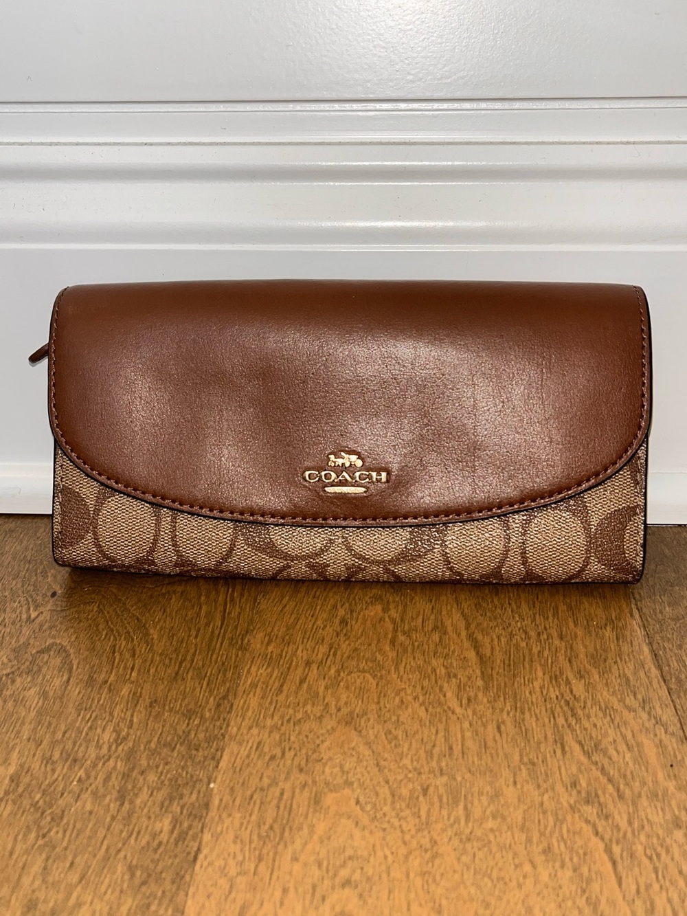 Coach: Women’s Signature Canvas and Leather Wallet: Multiple Compartments
